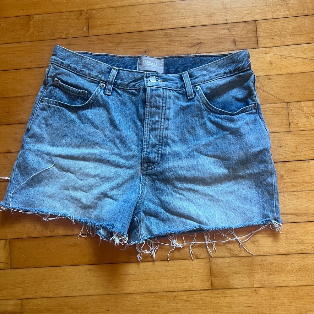 Everlane The Relaxed 90’s Jean Short, Size 28, Like New Condition